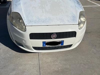 Usata Fiat Grande Punto 75 CV (55 kW) 2011 Utilitaria