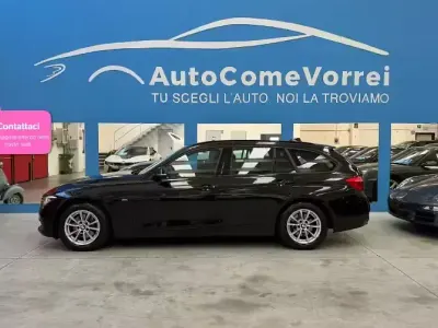 Usata BMW 320 Sport Line 190 CV (139 kW) 2017 Nero Station wagon