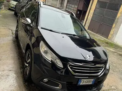 Usata Peugeot 2008 Allure 120 CV (88 kW) 2015 SUV