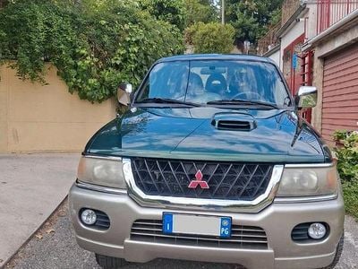 Verde Usata 2000 Mitsubishi Pajero SUV | 6000 €