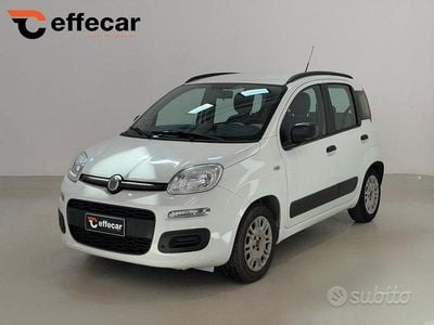 Begagnad Fiat Panda Lounge 69 HK (50 kW) 2014 Vit Halvkombi