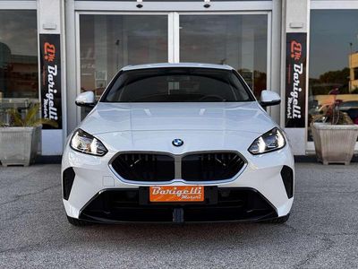 Usata BMW 120 M Sport 163 CV (119 kW) 2025 Bianco Utilitaria