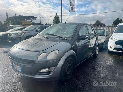 Usata Smart ForFour Passion 95 CV (69 kW) 2006 Nero Utilitaria