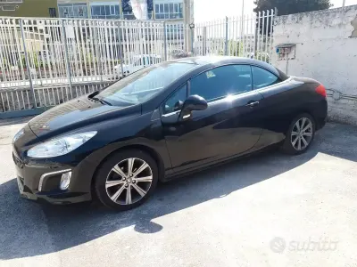 Usata Peugeot 308 114 CV (83 kW) 2013 Nero Cabrio