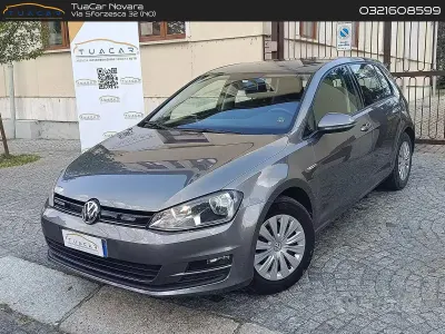 Usata VW Golf VII Trendline 110 CV (80 kW) 2016 Grigio Berlina