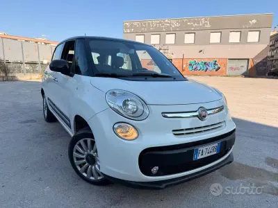 Usata Fiat 500L Lounge 80 CV (58 kW) 2016 Bianco Monovolume