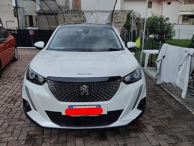 Usata Peugeot 2008 131 CV (96 kW) 2020 Bianco SUV