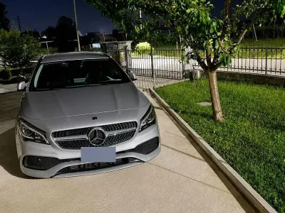 Usata Mercedes CLA200 Shooting Brake 136 CV (100 kW) 2018 Grigio Station wagon