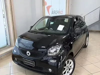 Usata Smart ForFour 71 CV (52 kW) 2018 Nero Utilitaria