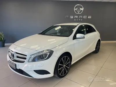 Usata Mercedes A180 Edition 109 CV (80 kW) 2015 Bianco Utilitaria