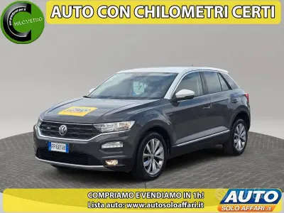 Usata VW T-Roc Style 116 CV (85 kW) 2018 Grigio SUV