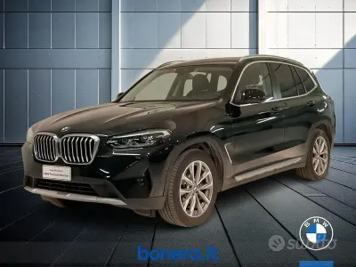 Usata BMW X3 Efficient Dynamics 190 CV (139 kW) 2022 Nero SUV