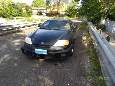 Usata Hyundai Coupé 138 CV (101 kW) 2004 Nero Coupé