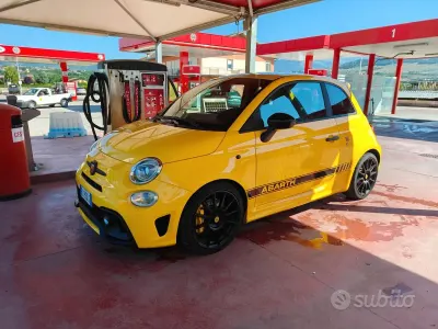 Usata Abarth 595 Competizione 180 CV (132 kW) 2017 Giallo Berlina