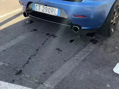 Usata Alfa Romeo 147 140 CV (102 kW) 2004 Bluazzurro Utilitaria