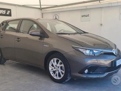 usata Toyota Auris Hybrid Auris 1.8 Hybrid Business