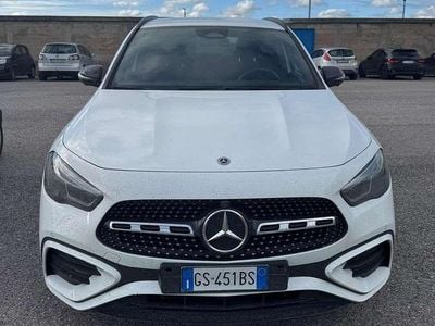 Usata Mercedes GLA200 AMG Line Premium 150 CV (110 kW) 2023 Bianco SUV