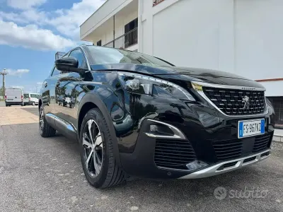 Usata Peugeot 5008 GT-line 131 CV (96 kW) 2018 Nero SUV
