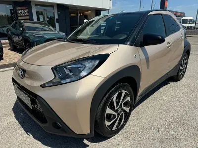 Usata Toyota Aygo X Trend 72 CV (52 kW) 2024 Other SUV