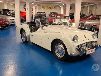 Usata Triumph TR3 101 CV (74 kW) 1960 Bianco / pastello Cabrio
