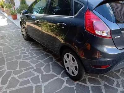 Usata Ford Fiesta 68 CV (50 kW) 2009 Berlina