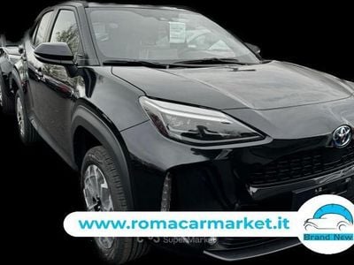 Nuova Toyota Yaris Cross Trend 131 CV (96 kW) 2025 Grigio scuro SUV