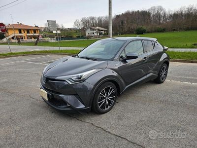 usata Toyota C-HR C-HR1.8h Lounge 2wd e-cvt my18