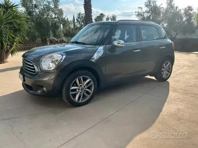 Usata Mini Countryman 122 CV (89 kW) 2014 Grigio SUV