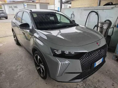 Usata DS Automobiles DS7 Crossback Performance Line Plus 131 CV (96 kW) 2024 Grigio SUV