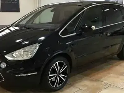 Usata Ford S-MAX Titanium 163 CV (119 kW) 2010 Nero Monovolume