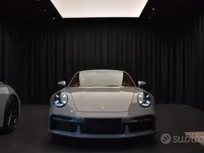 Usata Porsche 911 Turbo S Cabriolet 650 CV (478 kW) 2022 Grigio Cabrio
