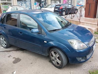 Usata Ford Fiesta 2006 Blu Utilitaria