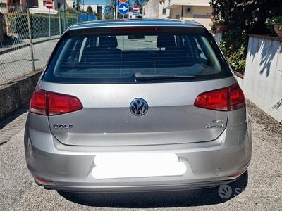 Grigio Usata 2016 VW Golf VII Comfortline Utilitaria | 8500 € (Buon prezzo)