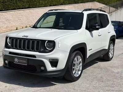 Begagnad Jeep Renegade Limited 131 HK (96 kW) 2024 Vit SUV