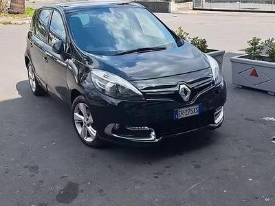 Usata Renault Scénic III 110 CV (80 kW) 2013 Nero Monovolume