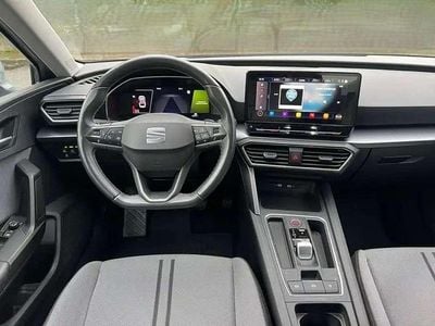 Usata Seat Leon Style 150 CV (110 kW) 2021 Argento Station wagon