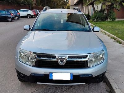 Usata Dacia Duster Lauréate 110 CV (80 kW) 2012 Grigio SUV