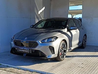 Begagnad BMW 118 M Sport 150 HK (110 kW) 2025 Grå Halvkombi