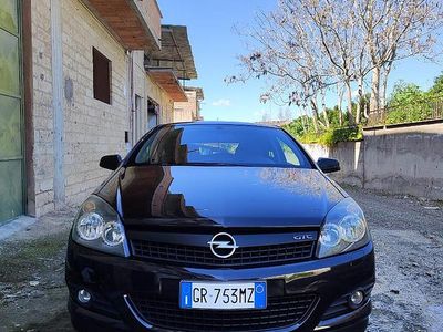 Opel Astra GTC