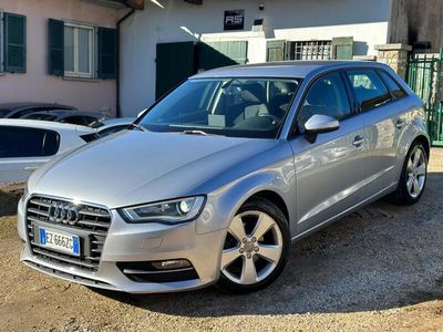 Usata Audi A3 Ambiente 110 CV (80 kW) 2015 Argento Berlina