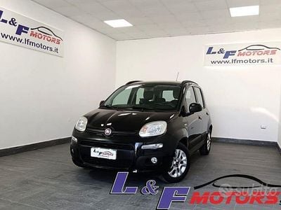 Usata Fiat Panda Lounge 69 CV (50 kW) 2016 Nero Utilitaria