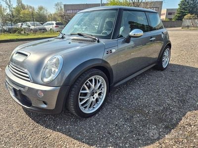 Usata Mini John Cooper Works 211 CV (155 kW) 2003 Grigio Utilitaria