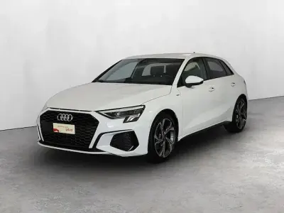 Usata Audi A3 Sportback g-tron S-Line 131 CV (96 kW) 2021 Bianco ghiaccio metallizzato Utilitaria