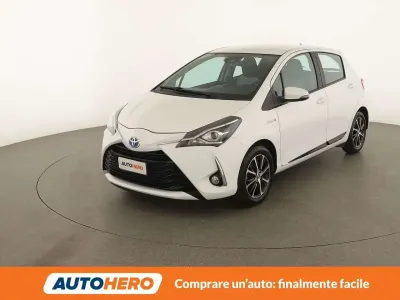 Usata Toyota Yaris Active 73 CV (53 kW) 2018 Bianco Utilitaria