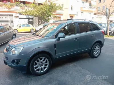 Usata Opel Antara Cosmo 163 CV (119 kW) 2012 Argento SUV