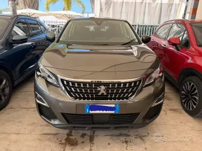 Usata Peugeot 3008 Business-Line 131 CV (96 kW) 2020 Marrone SUV