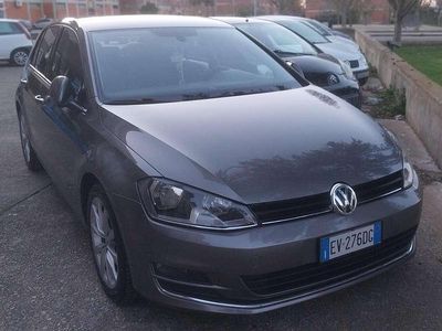Usata VW Golf VII Highline 105 CV (77 kW) 2014 Berlina