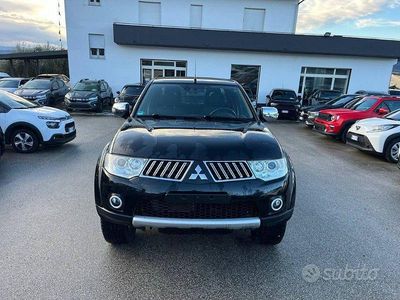 Usata Mitsubishi L200 Inform 136 CV (100 kW) 2013 Nero Pick-up