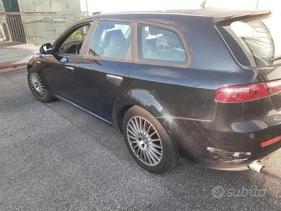 Usata Alfa Romeo 159 Distinctive 150 CV (110 kW) 2008 Nero Station wagon