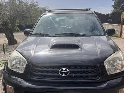 usata Toyota RAV4 2.0i 16V cat 3 porte